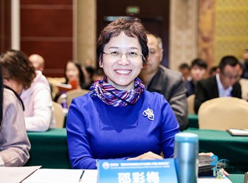 邵彩梅